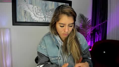 Charlote online show from 11-11-25, 11:32