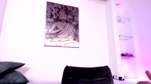 Charlote online show from 03-08-25, 11:18