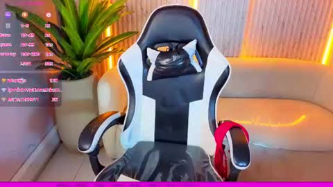 charlott online show from 07-28-26, 06:20