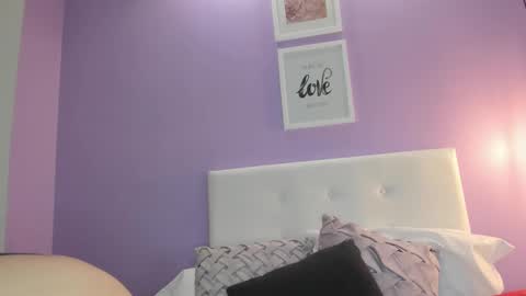 Snapshot of charlotte1117 chatting on 02-16-25, 04:53 Char 3 online show from 02-16-25, 04:53