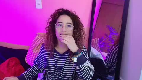 Snapshot of charlotte1117 chatting on 03-07-25, 06:00 Char 3 online show from 03-07-25, 06:00