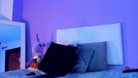 Snapshot of charlotte1117 chatting on 10-20-25, 02:50 Char 3 online show from 10-20-25, 02:50