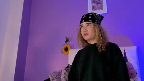 Snapshot of charlotte1117 chatting on 11-07-25, 05:57 Char 3 online show from 11-07-25, 05:57