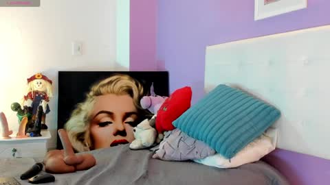 Char 3 online show from 04-25-26, 04:37