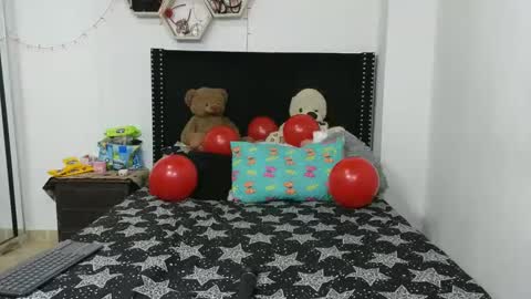 charlotte_027 online show from 02-15-25, 10:11