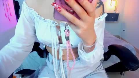 Charlotte online show from 03-08-26, 06:39