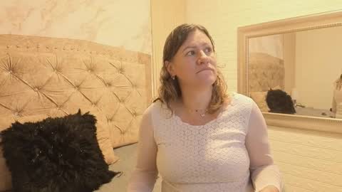 charlotte online show from 11-09-25, 09:18