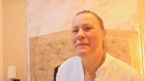 charlotte online show from 11-10-25, 10:47