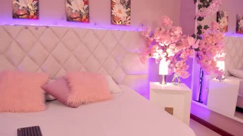 Daniela online show from 03-04-26, 03:23