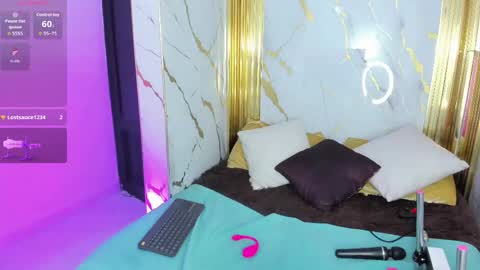 Snapshot of charlotte__milf chatting on 05-26-26, 09:55 charlotte__milf online show from 05-26-26, 09:55