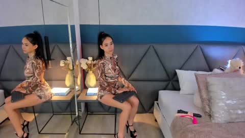 Snapshot of charlotte_copper chatting on 02-09-25, 08:02 Charlotte online show from 02-09-25, 08:02