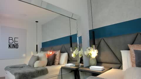 Snapshot of charlotte_copper chatting on 03-06-25, 01:03 Charlotte online show from 03-06-25, 01:03