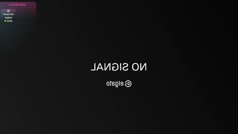 Snapshot of charlotte_harriz chatting on 09-22-25, 02:02 Charlotte online show from 09-22-25, 02:02