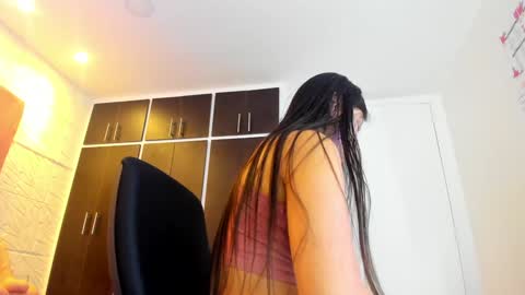 Snapshot of charlotte_icee chatting on 01-03-25, 04:16 Charlotte Icee online show from 01-03-25, 04:16