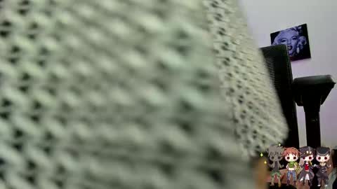 Snapshot of charlotte_joestar chatting on 02-11-25, 12:05 Charlie online show from 02-11-25, 12:05