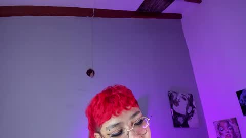 Snapshot of charlotte_joestar chatting on 03-10-25, 08:12 Charlie online show from 03-10-25, 08:12