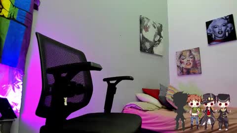 Snapshot of charlotte_joestar chatting on 09-16-25, 10:49 Charlie online show from 09-16-25, 10:49