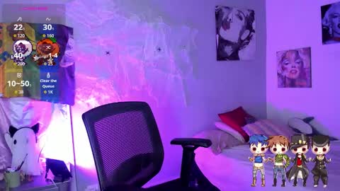 Snapshot of charlotte_joestar chatting on 10-25-25, 04:42 Charlie online show from 10-25-25, 04:42