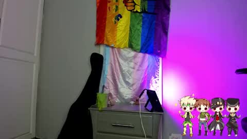 Snapshot of charlotte_joestar chatting on 11-19-25, 04:12 Charlie online show from 11-19-25, 04:12