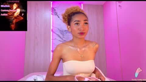 CHARLOTTE online show from 11-30-25, 12:20