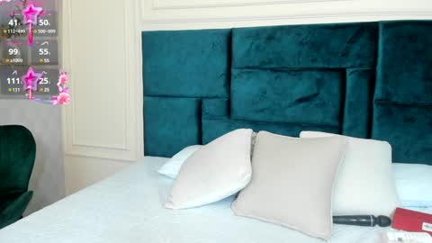 Charlotte Mayers online show from 12-12-24, 11:29