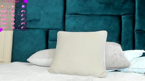 Charlotte Mayers online show from 12-24-24, 02:44