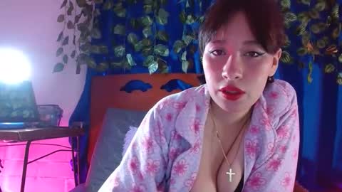 charlotte_morh_ online show from 04-16-26, 04:02