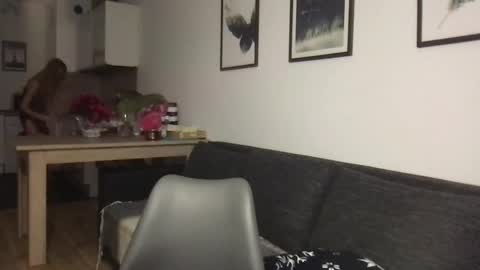 Charlotte Roche online show from 12-11-24, 06:20