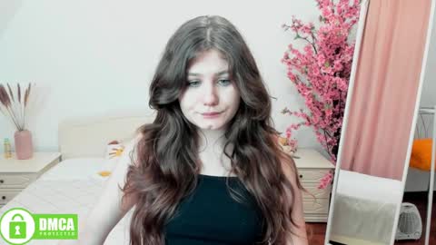 Snapshot of charlotte_wow chatting on 12-06-24, 12:27 Charlotte online show from 12-06-24, 12:27