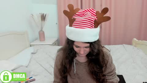 Snapshot of charlotte_wow chatting on 12-15-24, 02:48 Charlotte online show from 12-15-24, 02:48