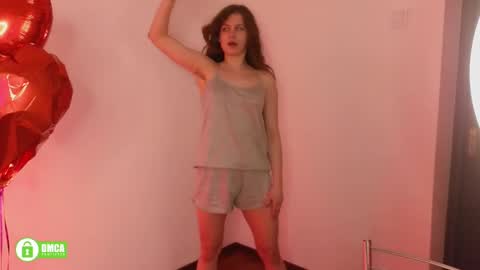 Snapshot of charlotte_wow chatting on 02-15-25, 05:51 Charlotte online show from 02-15-25, 05:51