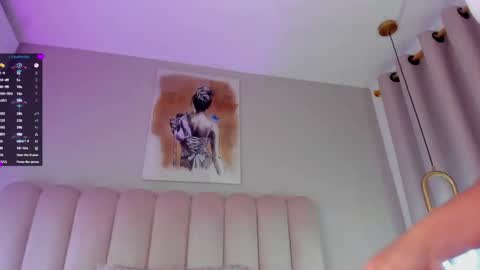 Snapshot of charlottedupontt chatting on 05-09-26, 01:16 Charlotte online show from 05-09-26, 01:16