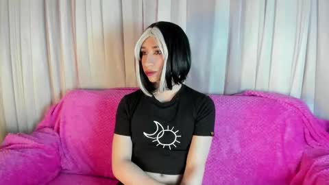  CHARLOTTE  online show from 10-30-25, 07:58