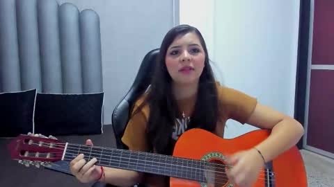 Snapshot of charlottee_starr chatting on 11-29-25, 08:12 charlottee_starr online show from 11-29-25, 08:12