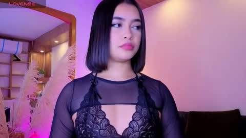 Snapshot of charlotteg18 chatting on 05-10-26, 03:12 Charlote online show from 05-10-26, 03:12