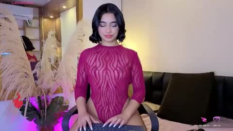 Snapshot of charlotteg18 chatting on 05-27-26, 03:03 Charlote online show from 05-27-26, 03:03