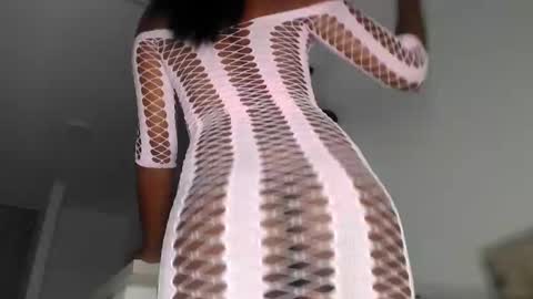 Snapshot of charlottehorny1 chatting on 12-31-24, 06:05 charlottehorny1 online show from 12-31-24, 06:05