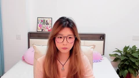 Charlotte online show from 04-12-26, 05:51