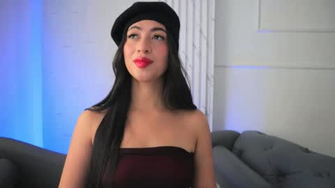 Lauren Rus online show from 11-19-25, 12:49