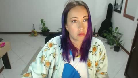 Snapshot of charlottezoe1 chatting on 05-22-26, 10:10 charlottezoe online show from 05-22-26, 10:10