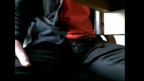 charly052 online show from 02-28-25, 03:48