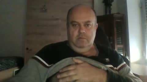 charly online show from 11-21-25, 08:46