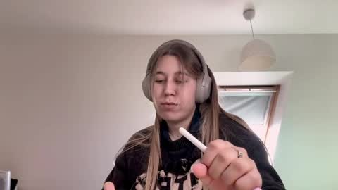 Julia online show from 03-29-26, 01:00