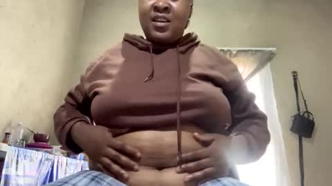 Snapshot of charmainphilly25 chatting on 12-14-25, 09:14 CharmainPhilly25 online show from 12-14-25, 09:14