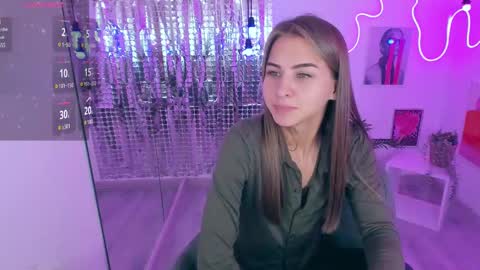 Snapshot of charmbianca chatting on 02-12-25, 08:27 Bianca online show from 02-12-25, 08:27