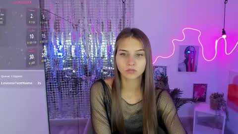 Snapshot of charmbianca chatting on 02-14-25, 11:31 Bianca online show from 02-14-25, 11:31