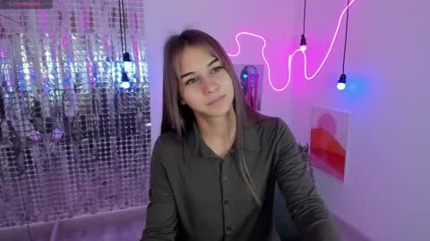 Snapshot of charmbianca chatting on 02-16-25, 05:04 Bianca online show from 02-16-25, 05:04