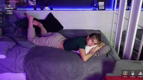 Snapshot of charmbianca chatting on 02-22-25, 02:52 Bianca online show from 02-22-25, 02:52