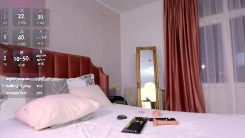 Snapshot of charming_annye chatting on 12-19-24, 04:23 Annye online show from 12-19-24, 04:23