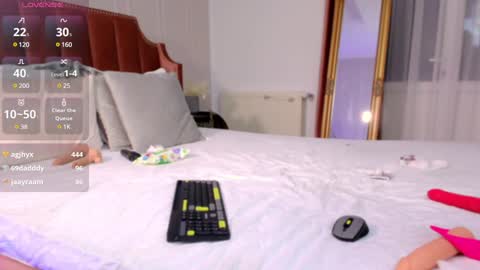 Snapshot of charming_annye chatting on 01-07-25, 12:45 Annye online show from 01-07-25, 12:45